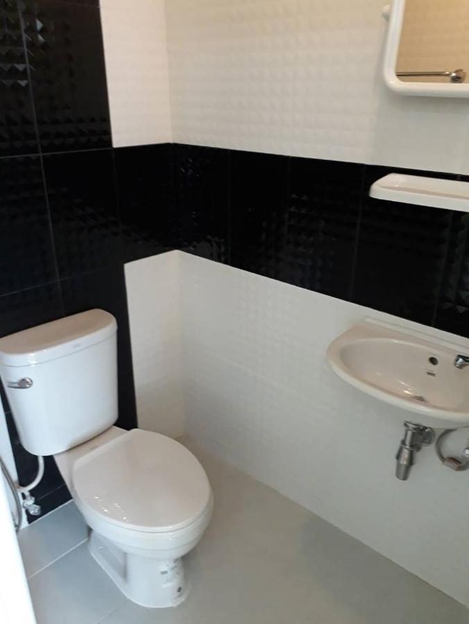 Kim Casa Hotel Nakhon Sawan Bagian luar foto